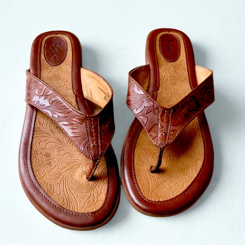 Women’s Sz 11 B.O.C Flip Flops
